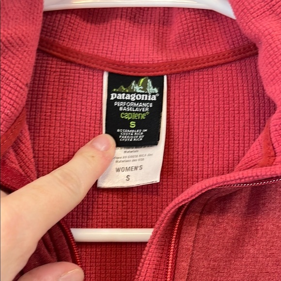Patagonia Red Base Layer Capilene Quarter Zip Lightweight Sweatshirt - Size S - Picture 11 of 12